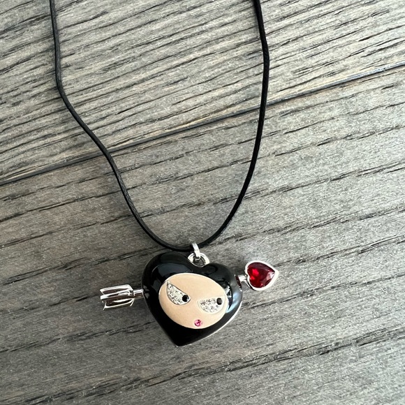 Swarovski Elvis Valentine Pendant - Picture 2 of 6